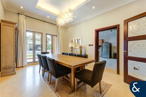 Vila v Palm Jumeirah, Dubai, SAE 7 ložnice, 1245 m² Č.: 668236 - fotografie 7