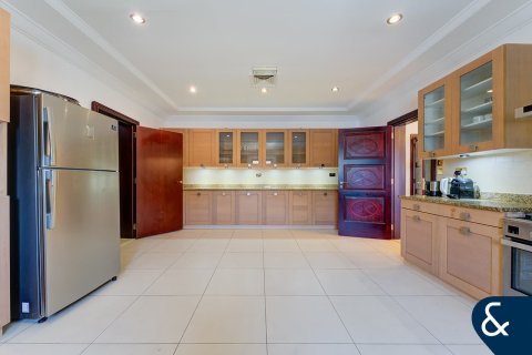 Vila v Palm Jumeirah, Dubai, SAE 7 ložnice, 1245 m² Č.: 668236 - fotografie 9