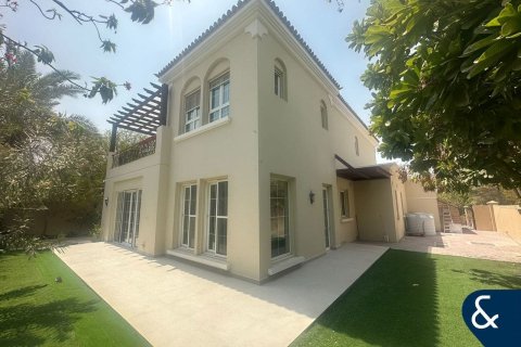 Villa zur Miete in Arabian Ranches, Dubai, VAE 4 Schlafzimmer, 640 m2 Nr. 668238 - Foto 1