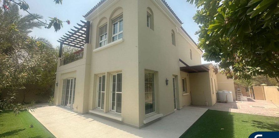 Vila v Arabian Ranches, Dubai, SAE 4 ložnice, 640 m² Č.: 668238