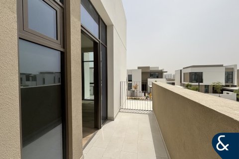 Vilë në Al Furjan, Dubai, Emiratet e Bashkuara Arabe 4 dhoma gjumi, 588 m2. № 668237 - Foto 13
