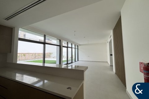 Vilë në Al Furjan, Dubai, Emiratet e Bashkuara Arabe 4 dhoma gjumi, 588 m2. № 668237 - Foto 5