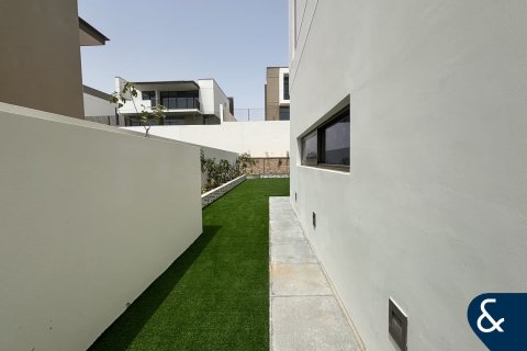 Vilë në Al Furjan, Dubai, Emiratet e Bashkuara Arabe 4 dhoma gjumi, 588 m2. № 668237 - Foto 17