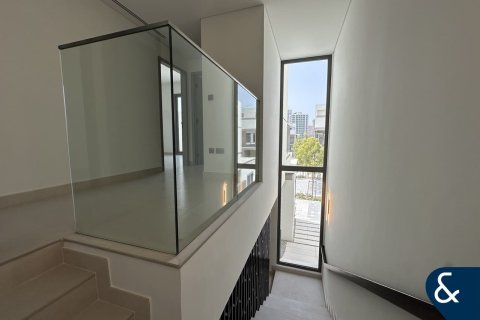 Villa Tilal Al Ghaf, Dubaijā, AAE 3 istabas, 201 m2 Nr. 668234 - attēls 2