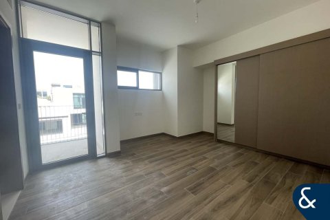 Vila v Al Furjan, Dubai, SAE 4 spálne, 342 m2 č. 668248 - Fotografia 6