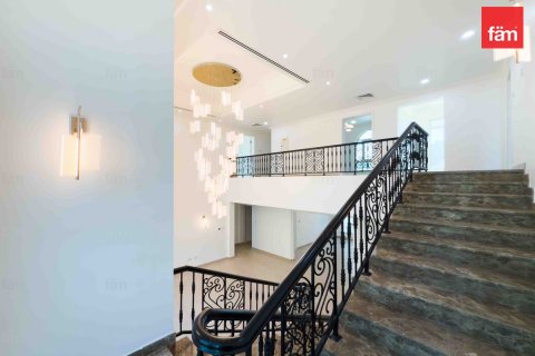 Villa in Jumeirah Islands, Dubai, UAE 4 bedrooms, 988.7 sq.m. № 640484 - photo 15