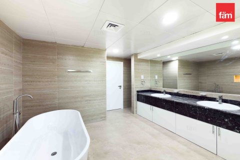 Villa in Jumeirah Islands, Dubai, UAE 4 bedrooms, 988.7 sq.m. № 640484 - photo 22