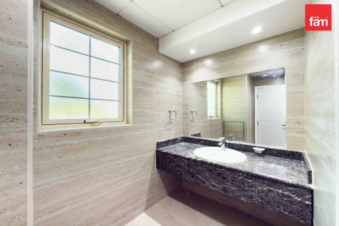 Villa in Jumeirah Islands, Dubai, UAE 4 bedrooms, 988.7 sq.m. № 640484 - photo 21