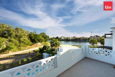 Villa in Jumeirah Islands, Dubai, UAE 4 bedrooms, 988.7 sq.m. № 640484 - photo 27