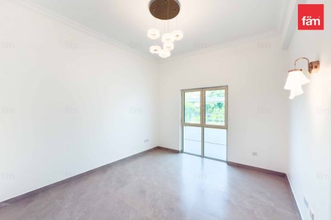 Villa in Jumeirah Islands, Dubai, UAE 4 bedrooms, 988.7 sq.m. № 640484 - photo 11
