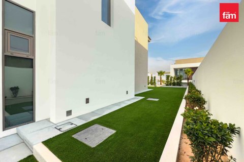 Villa te huur in Al Furjan, Dubai, VAE 4 slaapkamers, 586.5 vr.m., nr 634758 - foto 13