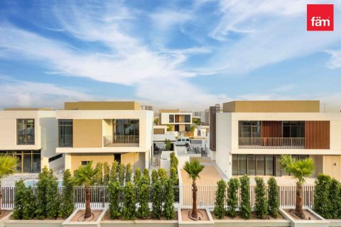 Villa te huur in Al Furjan, Dubai, VAE 4 slaapkamers, 586.5 vr.m., nr 634758 - foto 25