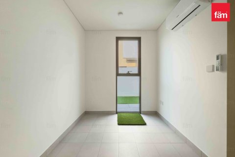 Villa te huur in Al Furjan, Dubai, VAE 4 slaapkamers, 586.5 vr.m., nr 634758 - foto 16