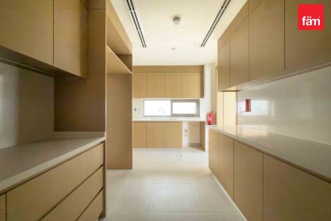 Villa te huur in Al Furjan, Dubai, VAE 4 slaapkamers, 586.5 vr.m., nr 634758 - foto 5