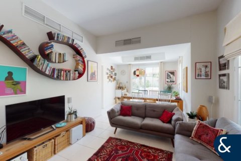 The Springs, Dubai, संयुक्त अरब अमीरात में विला, 3 बेडरूम, 210 वर्ग मीटर, संख्या 698038 - फ़ोटो 8