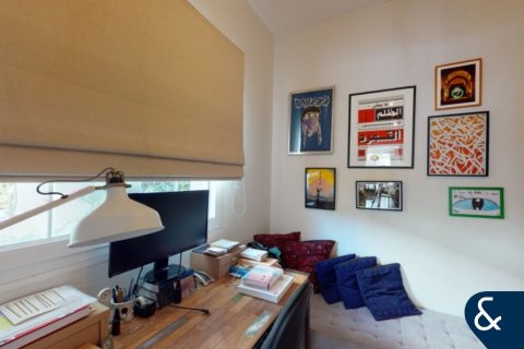 The Springs, Dubai, संयुक्त अरब अमीरात में विला, 3 बेडरूम, 210 वर्ग मीटर, संख्या 698038 - फ़ोटो 6