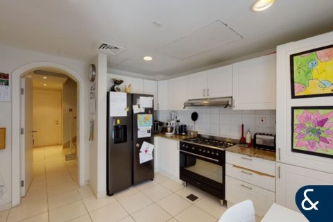 The Springs, Dubai, संयुक्त अरब अमीरात में विला, 3 बेडरूम, 210 वर्ग मीटर, संख्या 698038 - फ़ोटो 4