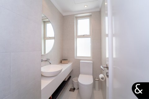 Dubai Sports City、Dubai、UAE にあるヴィラ販売中 6ベッドルーム、760 m2、No698044 - 写真 19