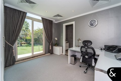 Dubai Sports City、Dubai、UAE にあるヴィラ販売中 6ベッドルーム、760 m2、No698044 - 写真 18