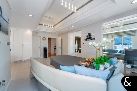 Dubai Sports City、Dubai、UAE にあるヴィラ販売中 6ベッドルーム、760 m2、No698044 - 写真 5