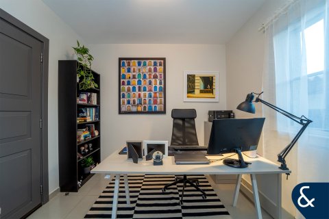 Jumeirah Golf Estates, Dubai, संयुक्त अरब अमीरात में विला, 4 बेडरूम, 357 वर्ग मीटर, संख्या 698043 - फ़ोटो 18