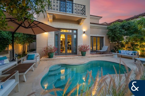 Jumeirah Golf Estates, Dubai, संयुक्त अरब अमीरात में विला, 4 बेडरूम, 357 वर्ग मीटर, संख्या 698043 - फ़ोटो 4