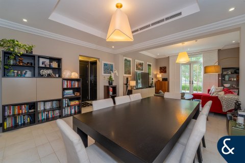 Jumeirah Golf Estates, Dubai, संयुक्त अरब अमीरात में विला, 4 बेडरूम, 357 वर्ग मीटर, संख्या 698043 - फ़ोटो 7