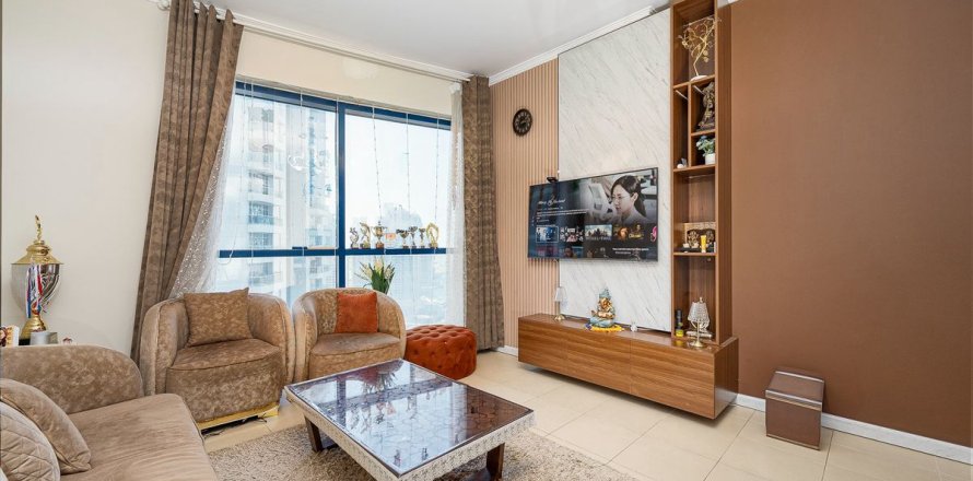 Квартира в Дубай, ОАЕ 1 спальня, 91м2 № 685906