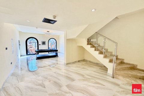 Huvila Dubai, Arabiemiraatit 5 makuuhuonetta, 135.2 m2 № 685905 - kuva 1