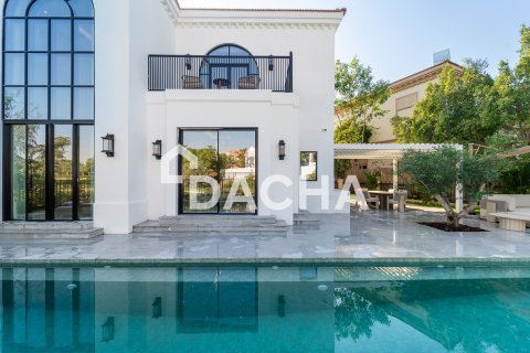 Villa in Jumeirah Islands, Dubai, UAE 4 bedrooms, 550 sq.m. № 719172 - photo 30