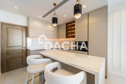 Villa in Jumeirah Islands, Dubai, UAE 4 bedrooms, 550 sq.m. № 719172 - photo 7