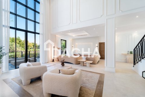 Villa in Jumeirah Islands, Dubai, UAE 4 bedrooms, 550 sq.m. № 719172 - photo 2