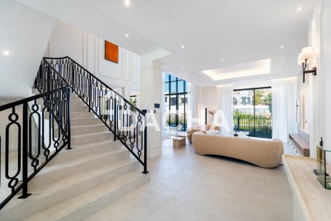 Villa in Jumeirah Islands, Dubai, UAE 4 bedrooms, 550 sq.m. № 719172 - photo 5