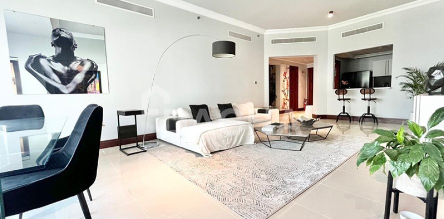 Wohnung in Palm Jumeirah, Dubai, VAE: 2 Schlafzimmer, 166 m2 Nr. 763159