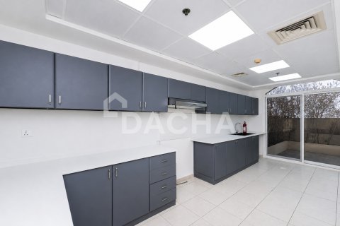 טאונהאוס למכירה ב Jumeirah Village Circle, Dubai, איחוד האמירויות 3 חדרי שינה, 262 מ"ר, מספר 763174 - תמונה 10