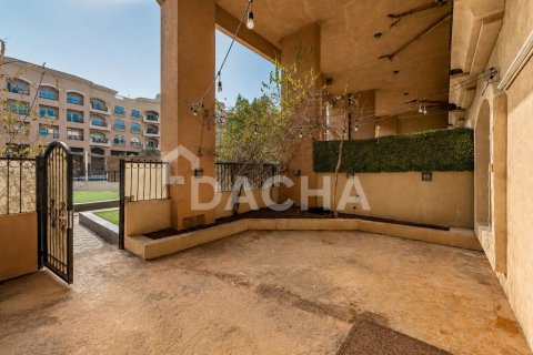 טאונהאוס למכירה ב Jumeirah Village Circle, Dubai, איחוד האמירויות 3 חדרי שינה, 262 מ"ר, מספר 763174 - תמונה 2
