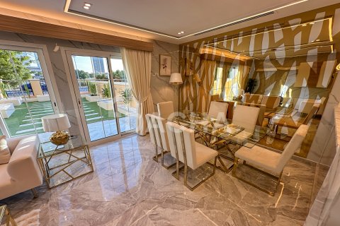 Stadthaus zum Verkauf in Jumeirah Village Triangle, Dubai, VAE 2 Schlafzimmer, 152 m2 Nr. 763175 - Foto 5