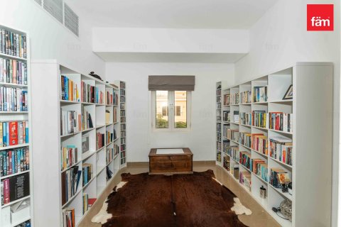 Зняти в оренду віллу в Дубай, ОАЕ 5 спалень, 593.9м2, № 678215 - фото 10