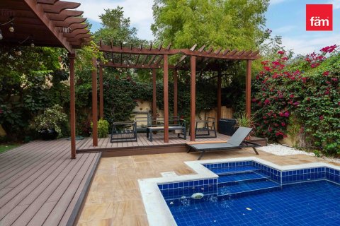 Зняти в оренду віллу в Дубай, ОАЕ 5 спалень, 593.9м2, № 678215 - фото 24