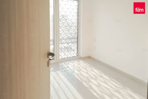 Dubai, संयुक्त अरब अमीरात में टाउनहाउस, 4 बेडरूम, 112.2 वर्ग मीटर, संख्या 678213 - फ़ोटो 14