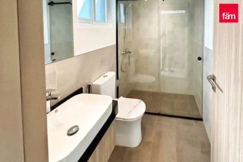 Dubai, संयुक्त अरब अमीरात में टाउनहाउस, 4 बेडरूम, 112.2 वर्ग मीटर, संख्या 678213 - फ़ोटो 23