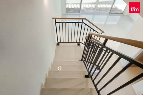 Dubai, संयुक्त अरब अमीरात में टाउनहाउस, 4 बेडरूम, 112.2 वर्ग मीटर, संख्या 678213 - फ़ोटो 4