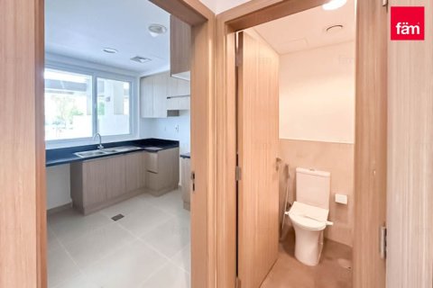 Dubai, संयुक्त अरब अमीरात में टाउनहाउस, 4 बेडरूम, 112.2 वर्ग मीटर, संख्या 678213 - फ़ोटो 22