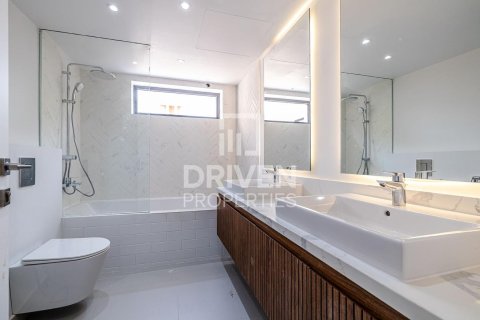 Huvila Umm Suqeim, Dubai, Arabiemiraatit 4 makuuhuonetta, 408 m2 № 652981 - kuva 25