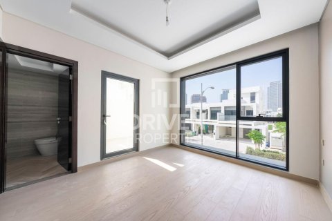 Adosado en alquiler en DAMAC Hills (Akoya by DAMAC), Dubai, EAU 3 dormitorios, 138 m2 № 652982 - foto 6
