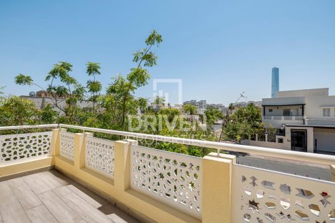 Зняти в оренду віллу в Meadows, Дубай, ОАЕ 4 спальні, 385м2, № 652983 - фото 16