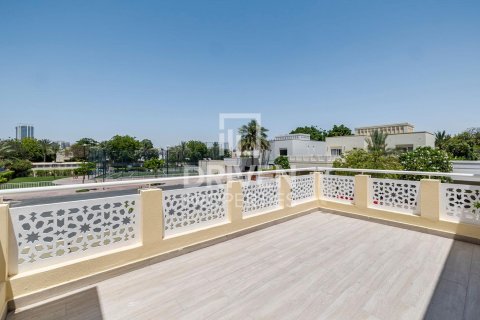 Зняти в оренду віллу в Meadows, Дубай, ОАЕ 4 спальні, 385м2, № 652983 - фото 17