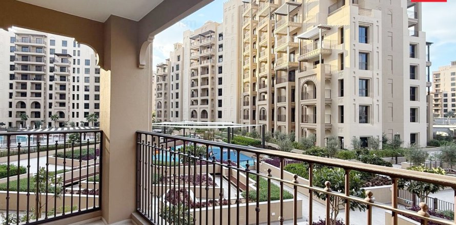 דירה ב Umm Suqeim, Dubai, איחוד האמירויות 2 חדרי שינה, 106.2 מ"ר מספר 668847