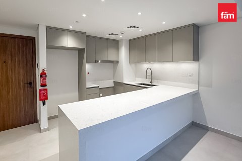 Apartment til salg i Umm Suqeim, Dubai, UAE 2 soveværelser, 106.2 kvm № 668847 - foto 4