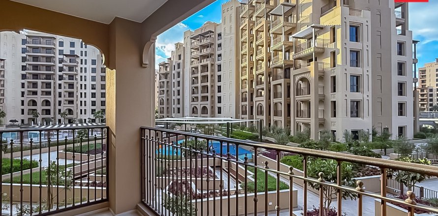 Apartment i Umm Suqeim, Dubai, UAE 2 soveværelser, 106.2 kvm № 668847